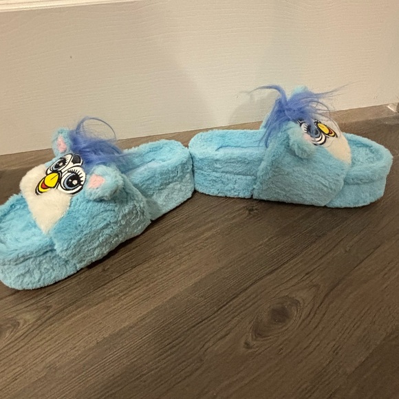 NWOB Dolls Kill x Furby Blue Furry Sandals - Picture 5 of 7